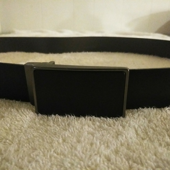 MEN TWIST REVERSIBLE GENUINE LEATHER BELT - Picture 6 of 8